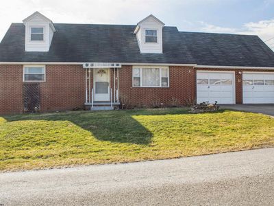 5 Westwood Ave, Bridgeport, WV, 26330