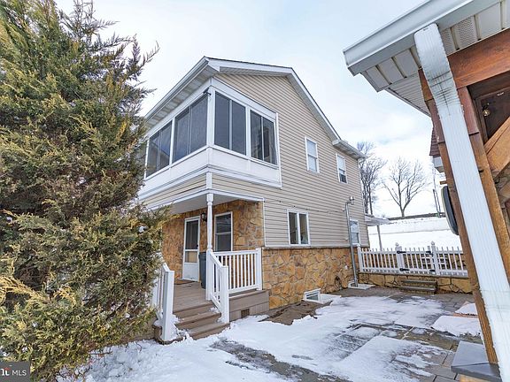 3rd image of 113 Black Horse Rd