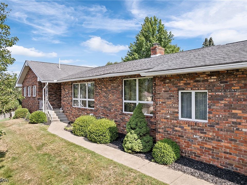 1st image of 102 Martha Dr