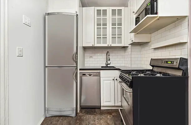 Sold by Corcoran | media 2