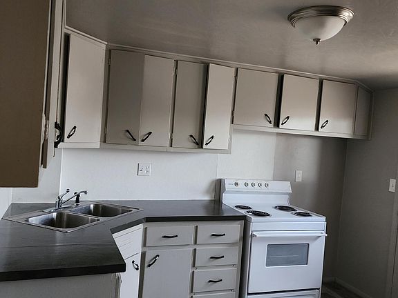 4th image of 308 21st Ave