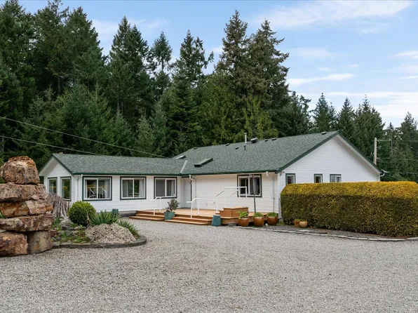 548 Fourneau Way, Nanaimo, BC V9P 2J7