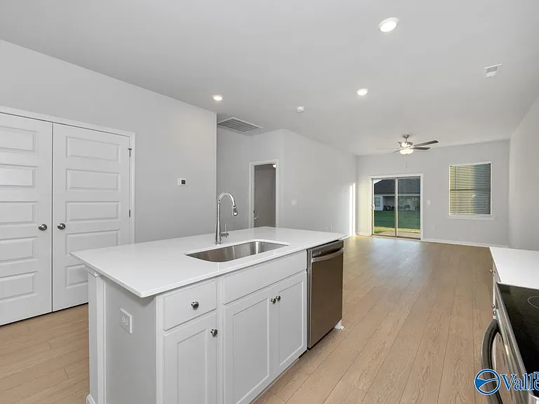 147 Wolfe Ln — Photo 13