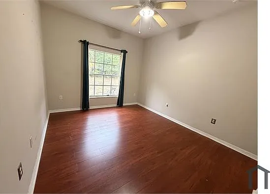 1206 Pendleton Dr — Photo 13