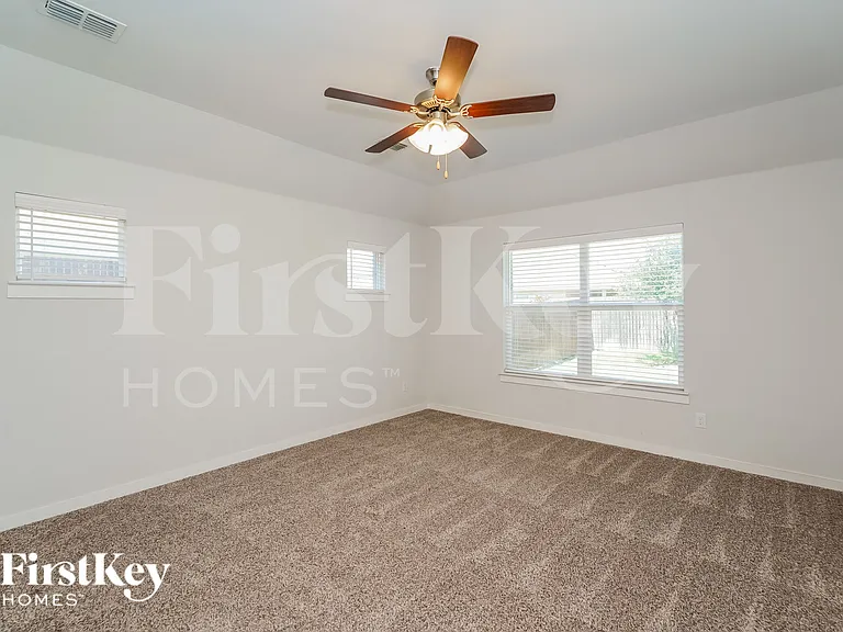 9005 Dameron Dr — Photo 11