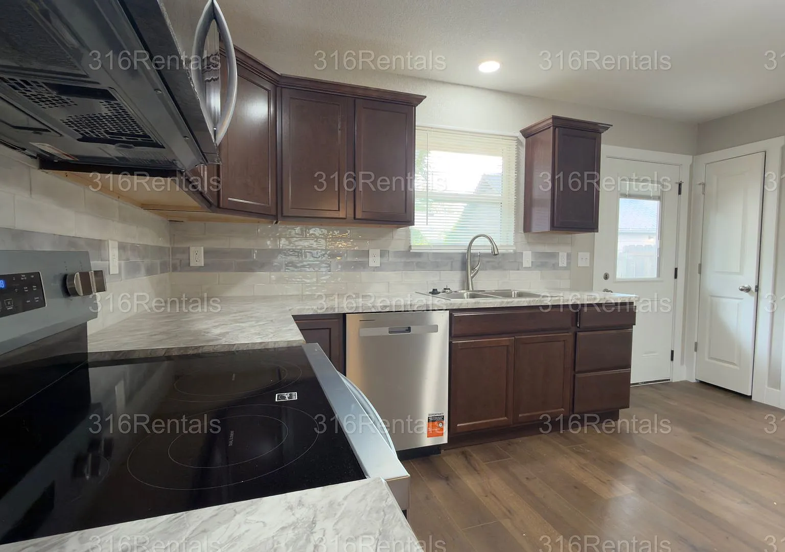New Build - 2 Bedroom / 1 Bathroom $1,250 — Photo 4