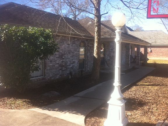 2nd image of 230 E Wayside Dr