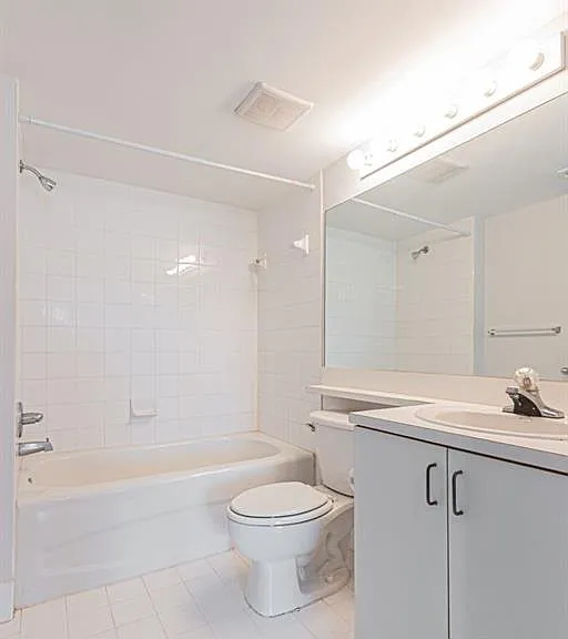 1810 Florida Club Cir #1204 — Photo 11