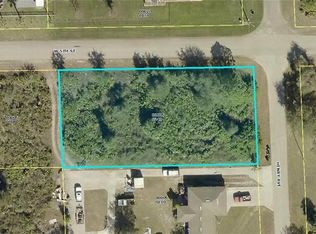 423 Henry Ave, Lehigh Acres, FL 33972