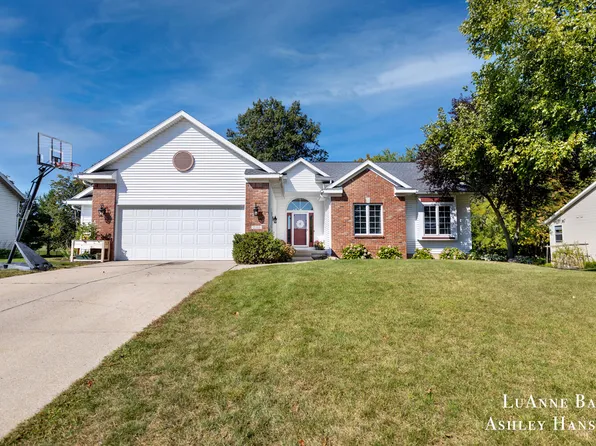 2313 Randall Ave NW, Grand Rapids, MI 49534