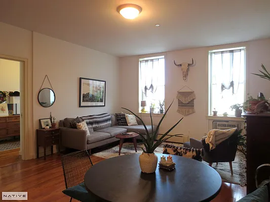 Rented by Native Real Estate LLC | media 18