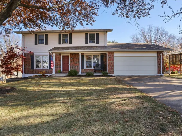 7 Lancaster Ct, Washington, MO 63090