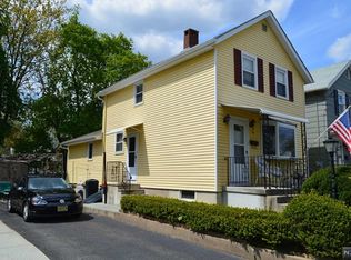16 Wanamaker Ave, Waldwick, NJ 07463