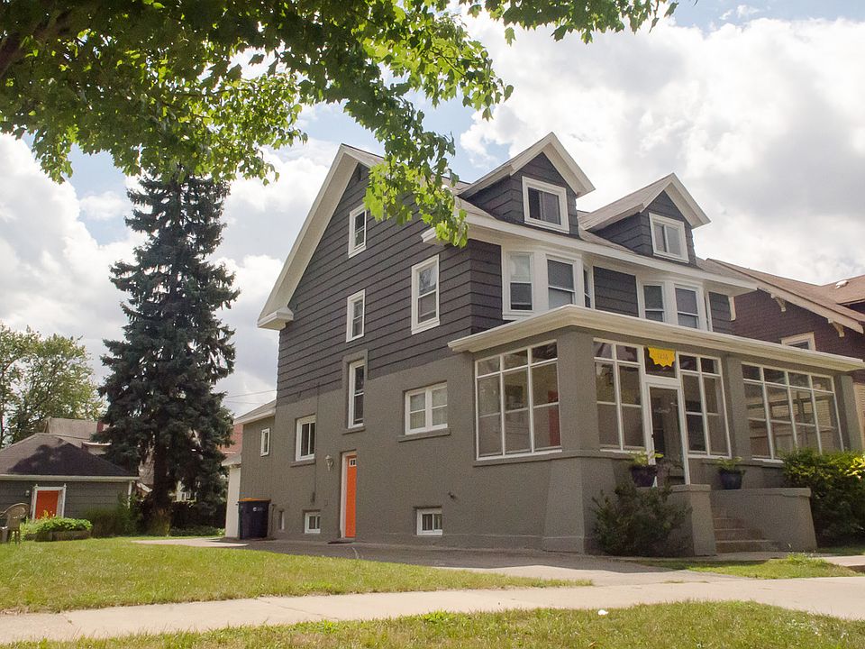 1st image of 1216 Sherman St SE
