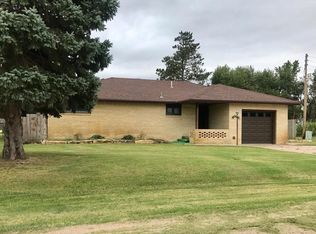 4003 3rd St, Albert, KS 67511