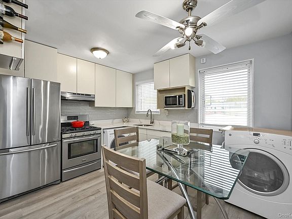 5th image of 218-16 68th Avenue #12-03 2