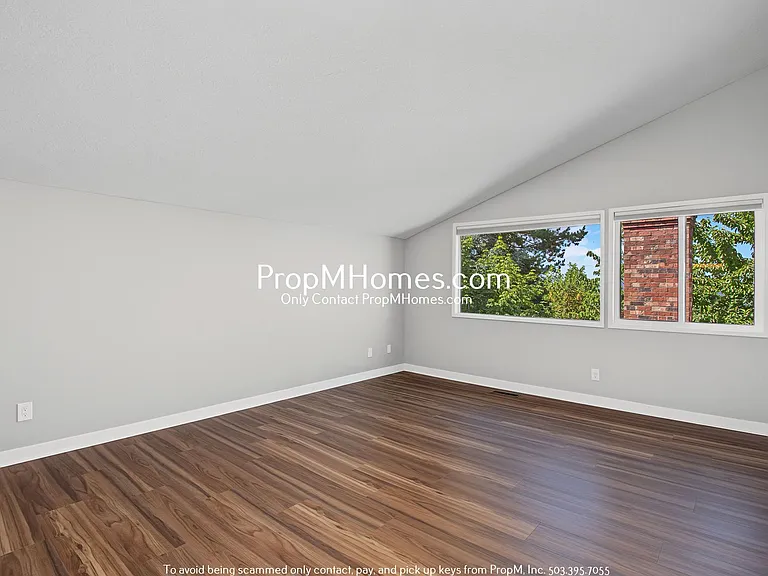 8271 SW 184th Ave — Photo 15