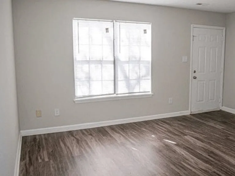 Trails Corner Apartments — Photo 16