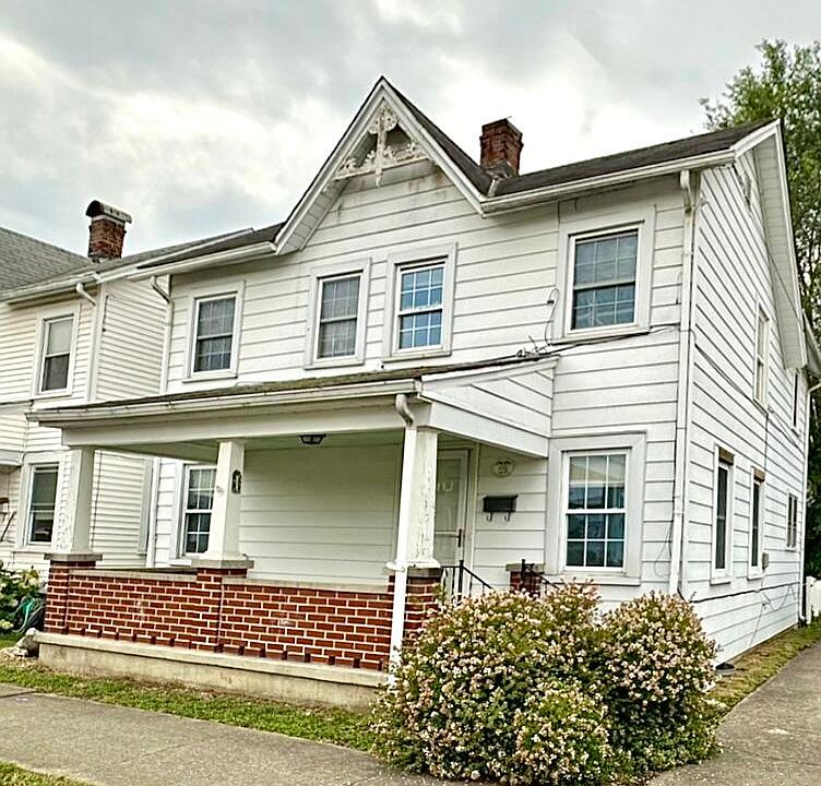 1st image of 102 S Marion Ave