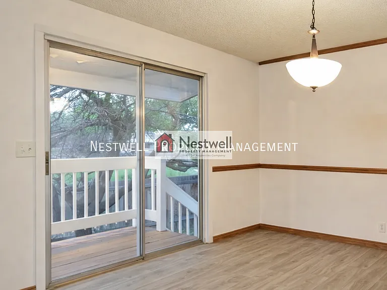815 E Dusty Rock Pl — Photo 11