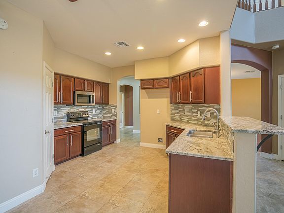 2nd image of 42813 N 43rd Avenue