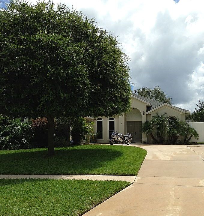1st image of 13950 Wellington Ln