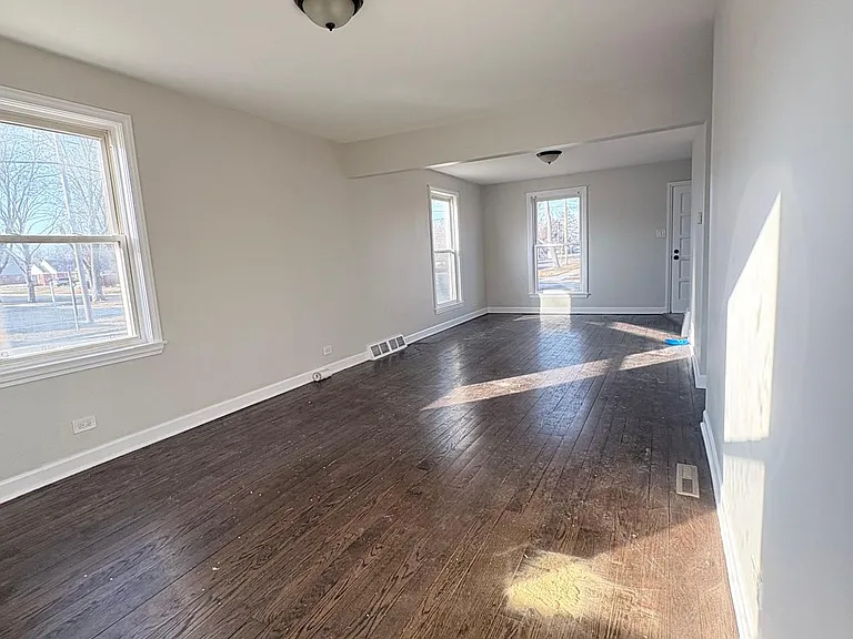 825 Norfolk Ave — Photo 9