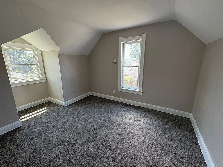 42 Garfield Pl — Photo 9