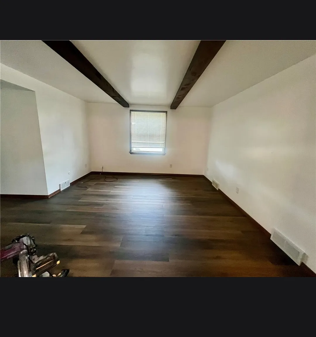 2 bed, $1,050 — Photo 4