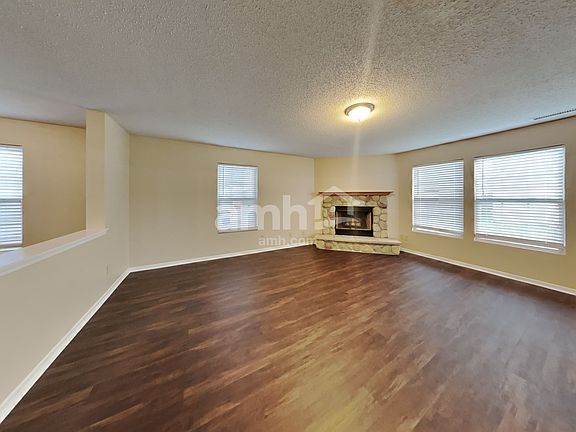 4th image of 10747 Miller Dr