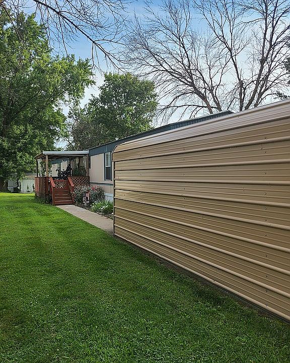 1st image of 108 Deer Trail St