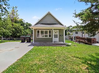 3325 Jefferson St, Omaha, NE 68107