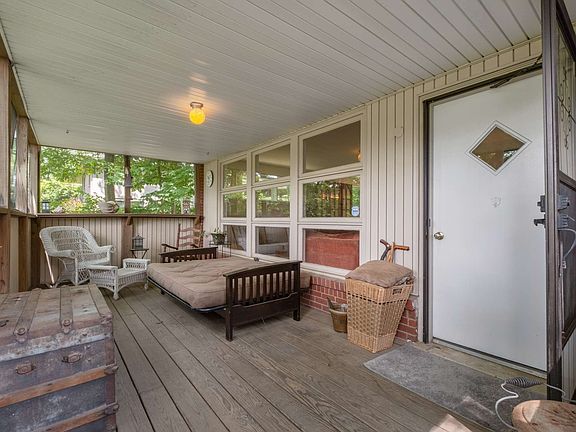4th image of 428 Coventry Dr