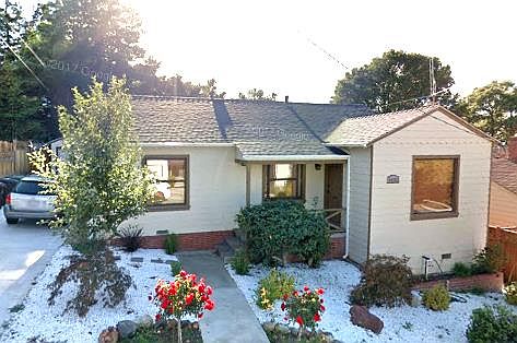 1st image of 24036 Carmelita Dr