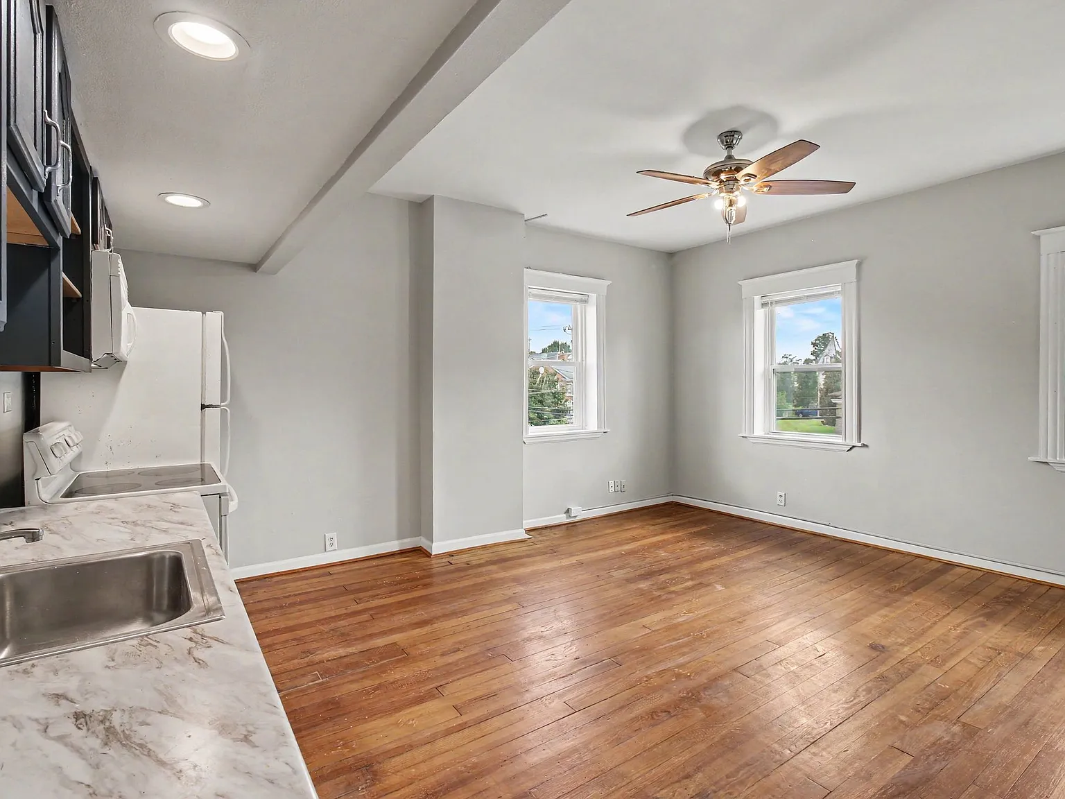 2 bed, $1,225 — Photo 4