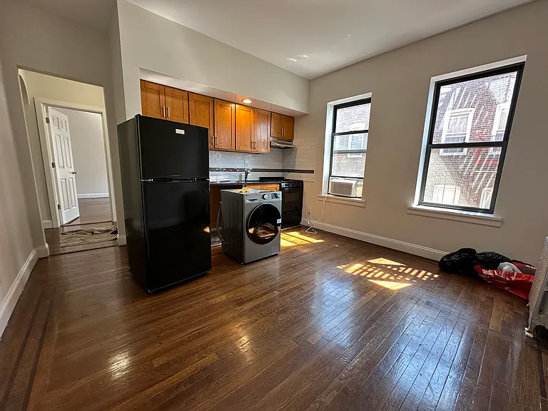 45-19 42nd St #3E — Photo 9