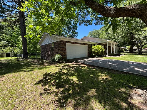 5 Apache Dr Photo 1