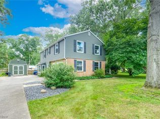 2778 Chaucer Dr NE, Canton, OH