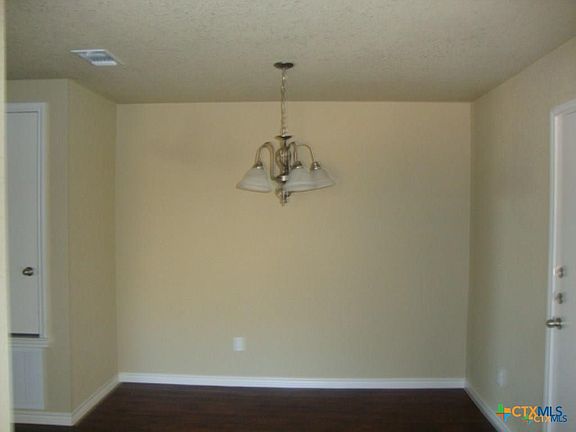 5th image of 456 Summers Rd