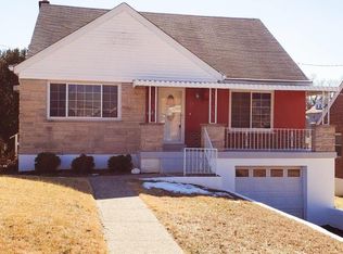 611 Woodside Hts, Cincinnati, OH 45217