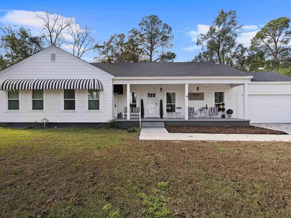 918 N Montgomery St, Gilmer, TX 75644