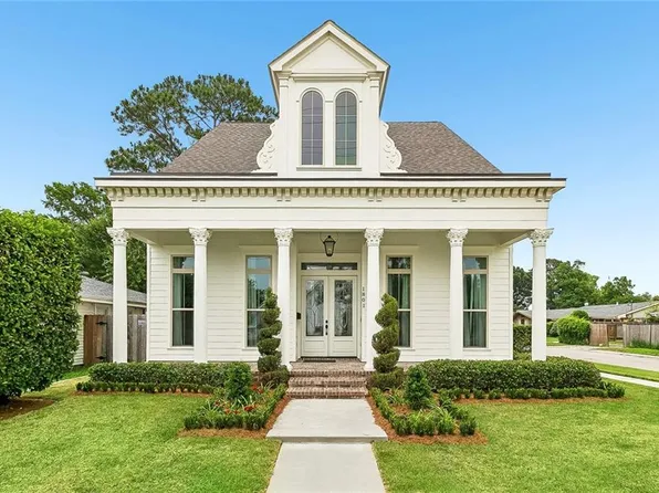 1801 Ridgelake Dr, Metairie, LA 70001