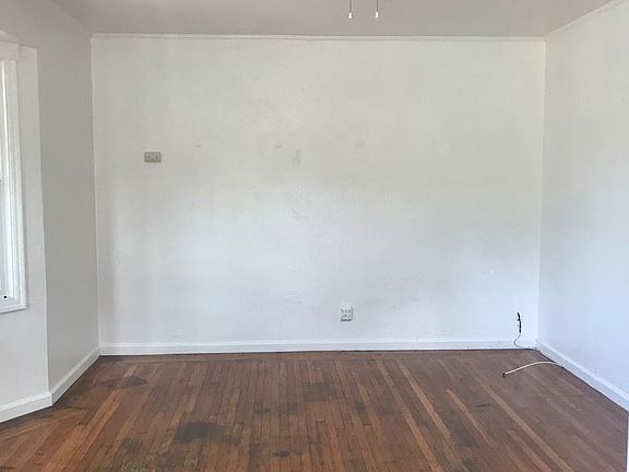 3rd image of 548 3rd St