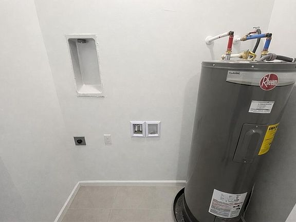 3rd image of 4202 E 30th St
