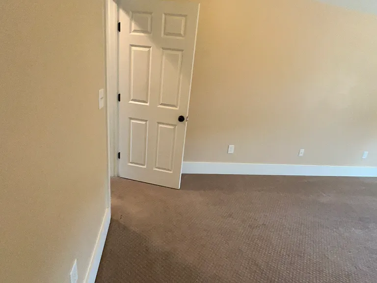 22 Twin Oaks Dr — Photo 86
