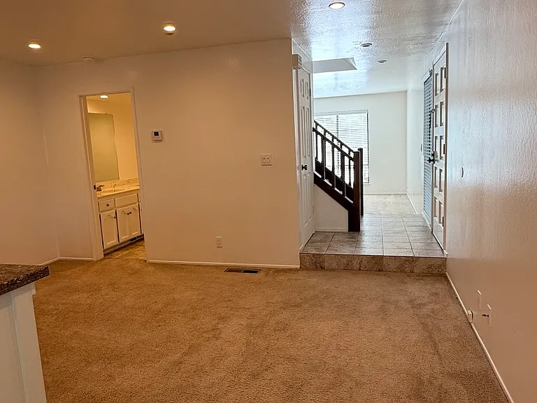 1654 San Luis Rd — Photo 3