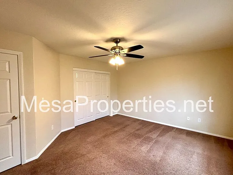 16653 Sholic St — Photo 17