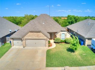 14016 Drakes Way, Yukon, OK 73099