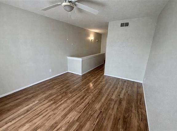 5th image of 3900 Hessmer Ave APT 16