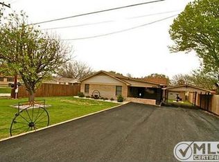 3705 Greenbrook St, Granbury, TX 76048